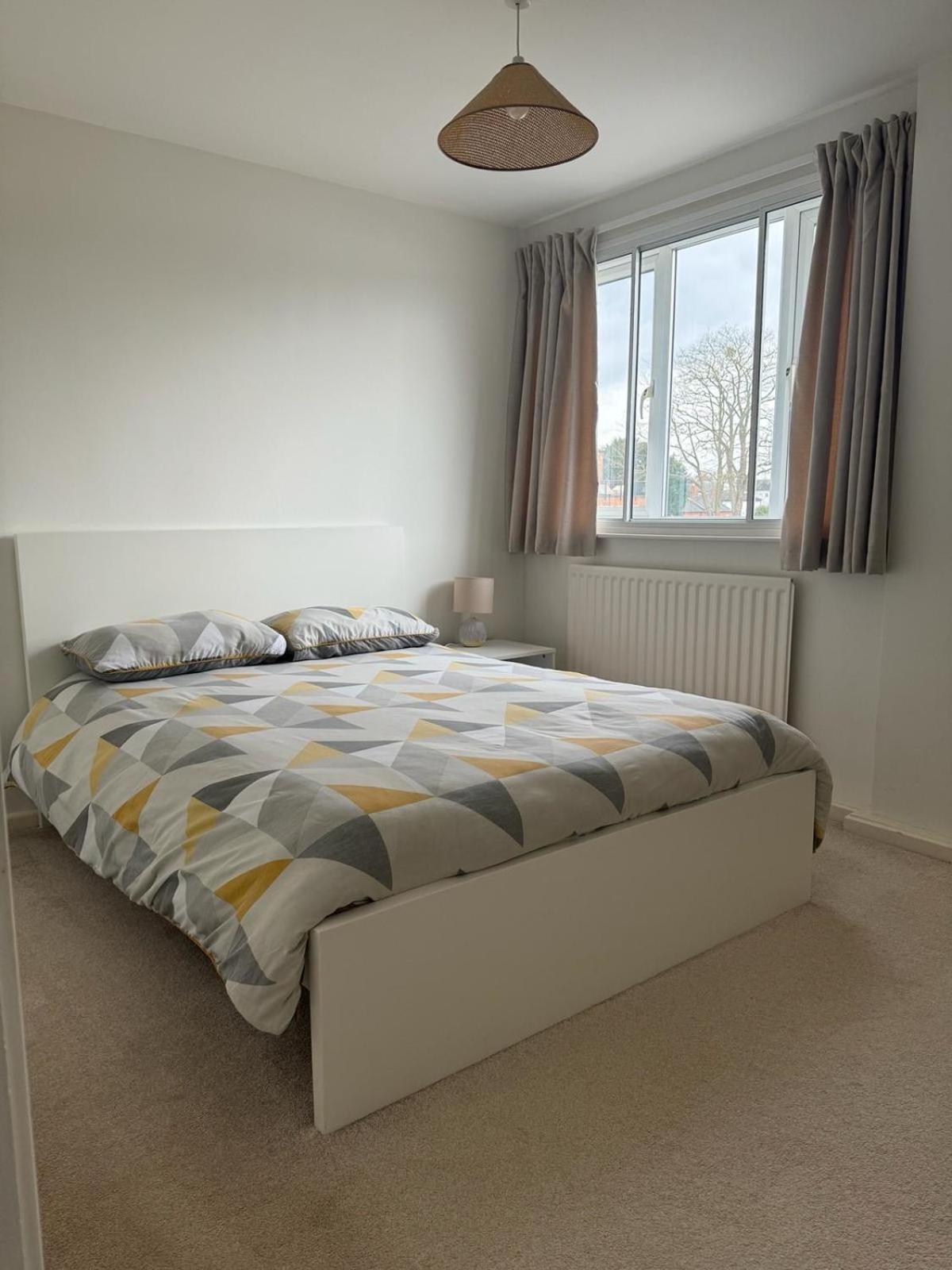 Stratford Upon Avon: 2 Bed Town Centre Apartment, Parking For One Car Exterior foto